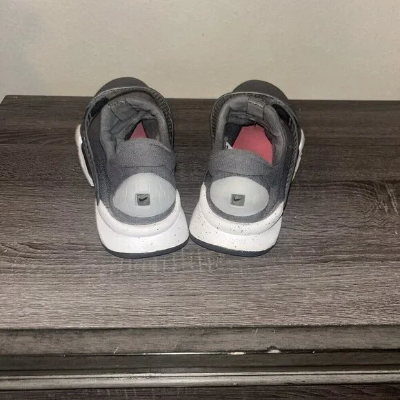 Nike Wolf Gray Sock Dart Slip On Athletic Breathable Low Top Comfort Shoes Sz 10 - Picture 6 of 8
